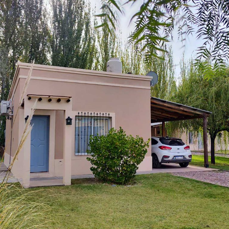 exterior cabaña capri complejo terra nostra alvear mendoza